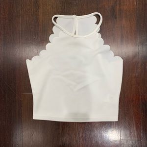 White Scalloped Crop